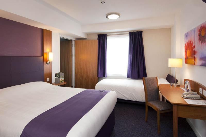 Premier Inn Dundee Centre Eksteriør billede